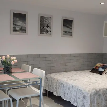 Fala Апартаменты *